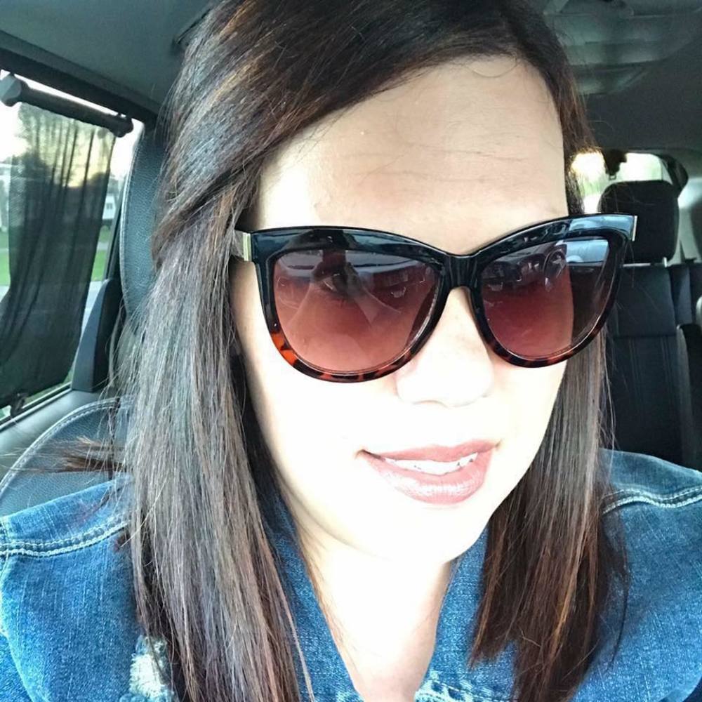 Meet your Posher, Ashley